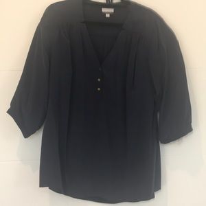 A Pea in the Pod Maternity Blouse. 100% silk